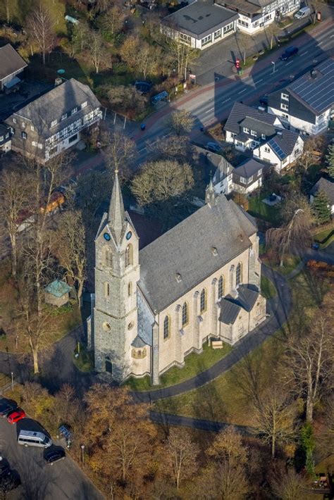 Luftaufnahme Reiste Kirchengeb Ude Pfarrkirche St Pankratius In Der