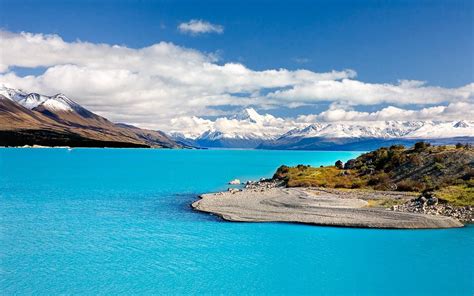 11 Unique Experiences You Need To Have In New Zealand Hand Luggage