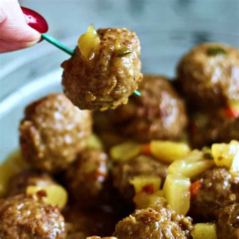 Prep your ingredients, add them to the slow cooker and press a button or two. Howto Make Meatballs Stay Together In A Crock Pot - Easy Crock Pot Meatball Recipe Back To My ...