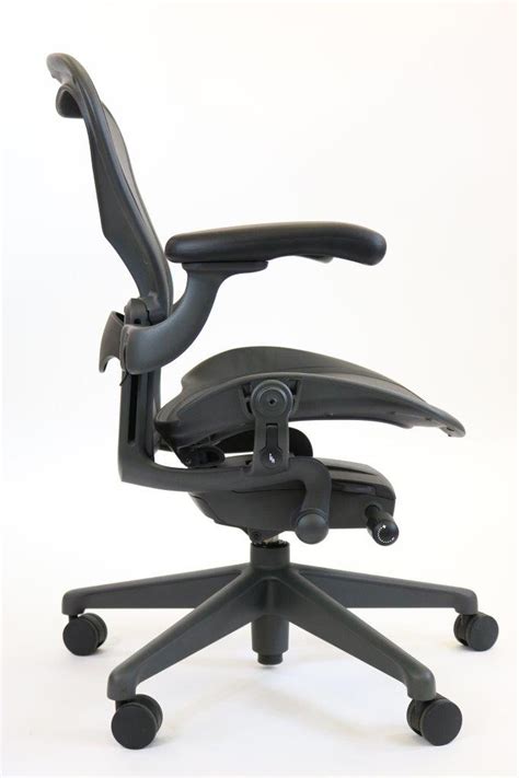 Herman Miller Aeron V2 Remastered Chair Brand New Size B Adjustable