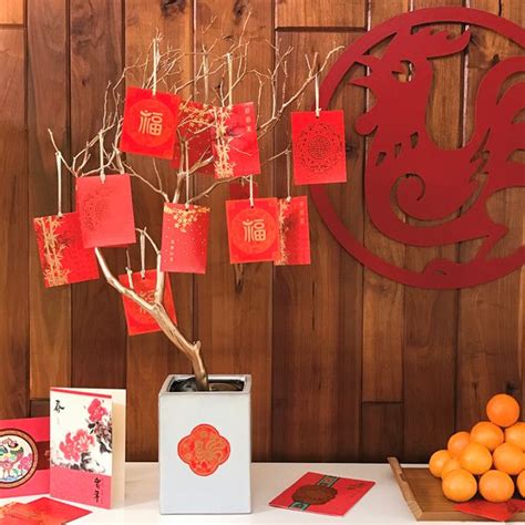 Event planner, rebecca chan puts a modern twist on decorating for chinese new year. Chinese New Year Money Tree | Chinese new year decorations ...