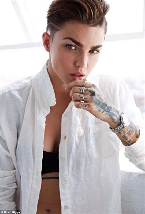 Ruby Rose Models Fiancé Phoebe Dahls Clothing Range In Photoshoot Daily Mail Online