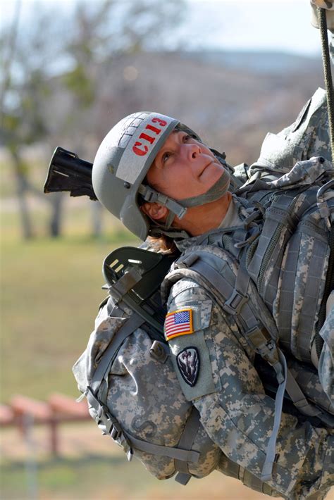 Air Assault School Is 10 Days Of Mental Physical Challenges For