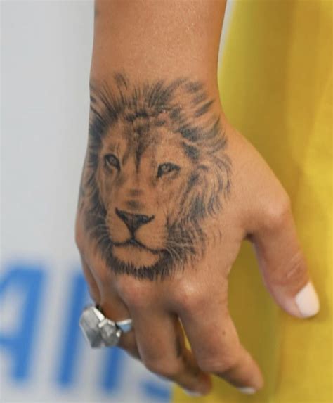 Demi Lovato Hand Tattoo Demi Lovato Tattoos Time Tattoos Body Art Tattoos Tatoos Tattoos In