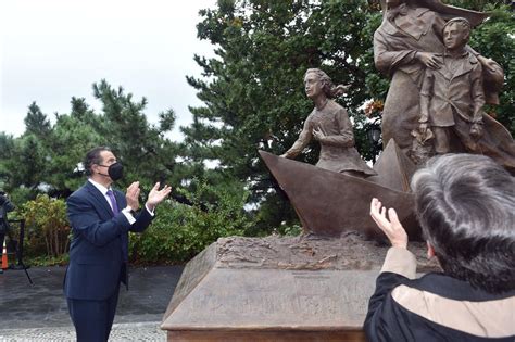 mother cabrini statue unveiled in nyc s battery park city photos