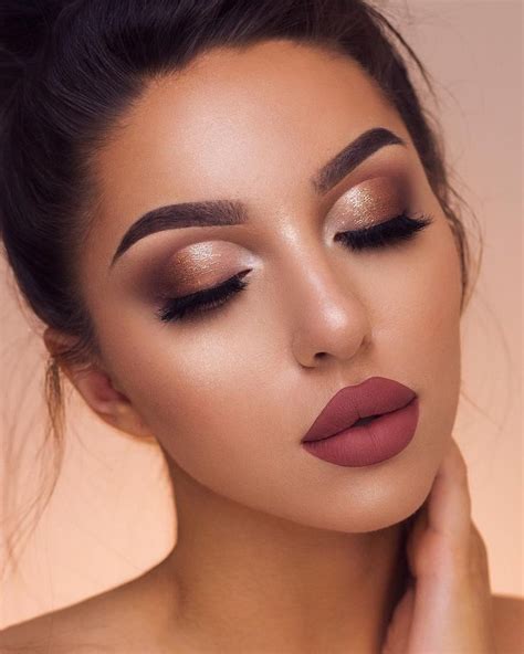 Cute Natural Prom Makeup Ideas To Makes You Look Elegant In Pink Lipstick Makeup Smokey