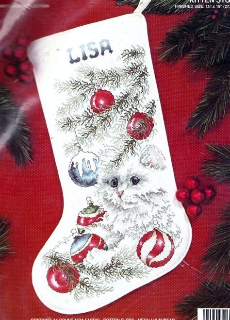 Choose from annie's wide range of counted cross stitch patterns to find a project perfect for your home décor, gift giving, or other creative use. cross stitch cat christmas stocking kit | ... Janlynn ...