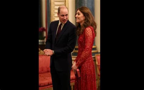 Kate Middleton Il Vestito Rosso Indossato A Buckingham Palace è Già Sold Out Foto
