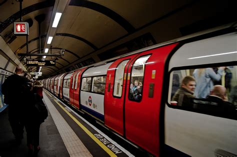 15 Curiosità Sulla Metropolitana Di Londra Mla Move Language Ahead