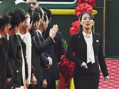 Check out five interesting facts about her husband. Kim Yo-jong: la numéro deux du régime nord-coréen lance l ...