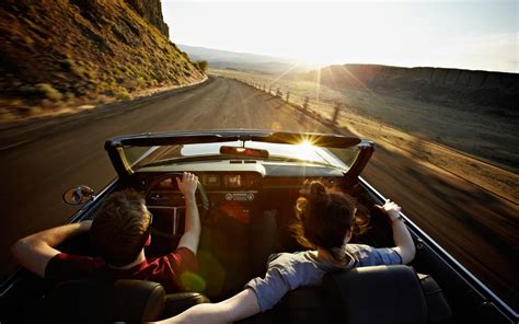 5 Unforgettable Road Trips And The Classic Cars To Do Them In