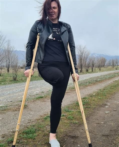Pin By Yuliya Panova On Amputeeandcrutch Amputee Crutches Leggings