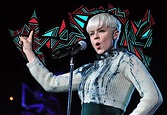 Robyn / How Robyn Pop S Glittery Rebel Danced Her Way Back From ...