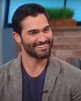 Tyler Hoechlin Age, Height, Biography, Net Worth, Movies, Siblings & Wife