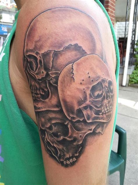 Three Skulls Tattoo