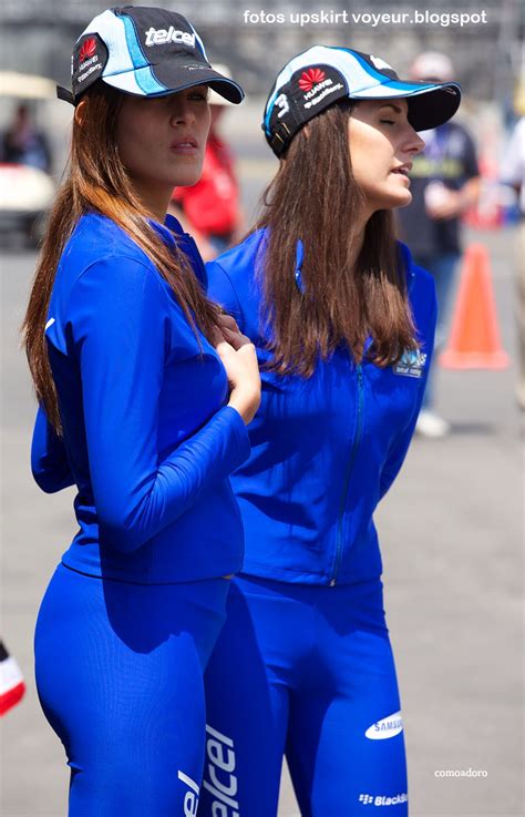 Edecanes En Calzas Se Les Marca La Tanga Mujeres Bellas En La Calle