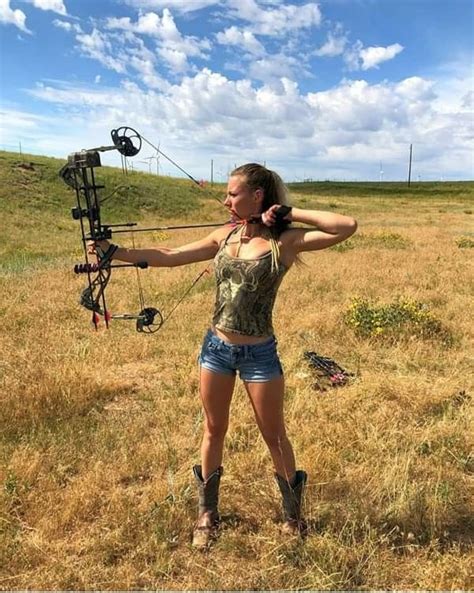 Hunting Girls Beautiful Women Gorgeous Girls Bows Archery Country