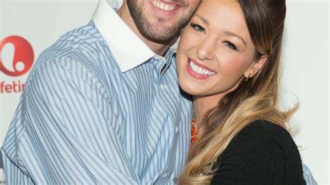 jamie otis and doug hehner announce pregnancy following miscarriage — see the photo