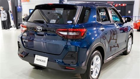 Daihatsu Rocky Vs Toyota Raize Apa Saja Perbedaannya