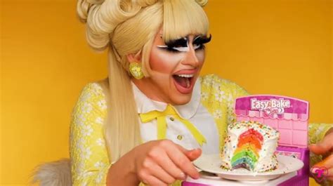 Meet Trixie Mattel And Her Tiny Gay Cake Sorry Its Not A Dirty Joke