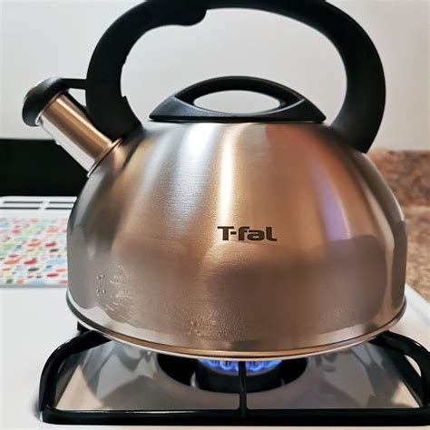 tea kettle stovetop whistling teapot stainless steel coffee kettles clean fal quart stove classic upscale hard thepilatesboutiqueny bottom