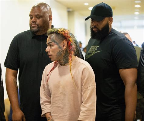 tekashi 6ix9ine jail update rapper placed in dangerous brooklyn prison how long will he be