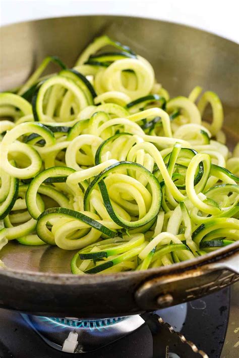 How To Make Zucchini Noodles Zoodles Jessica Gavin
