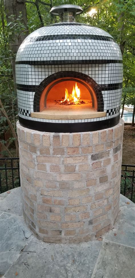 Custom Napolino And Vesuvio Pizza Ovens Forno Bravo Authentic Wood