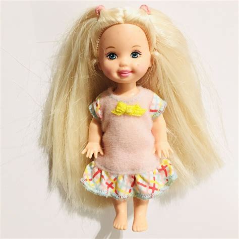 Mattel Kelly Club Doll In Pink Night Gown Pajama Long Blonde Hair