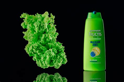 Creative ecommerce product photography for shampoo