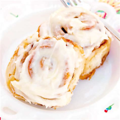 Cinnamon Rolls With Cream Cheese Icing From Lanas Cooking