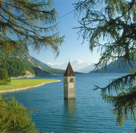 Kubikmeter wasser fasst der stausee ottenstein und versorgt damit die 4 francisturbinen, welche jeweils 12.000 kw leistung generieren können. Graun in Südtirol: Warum der Blick auf den See im Dorf ...