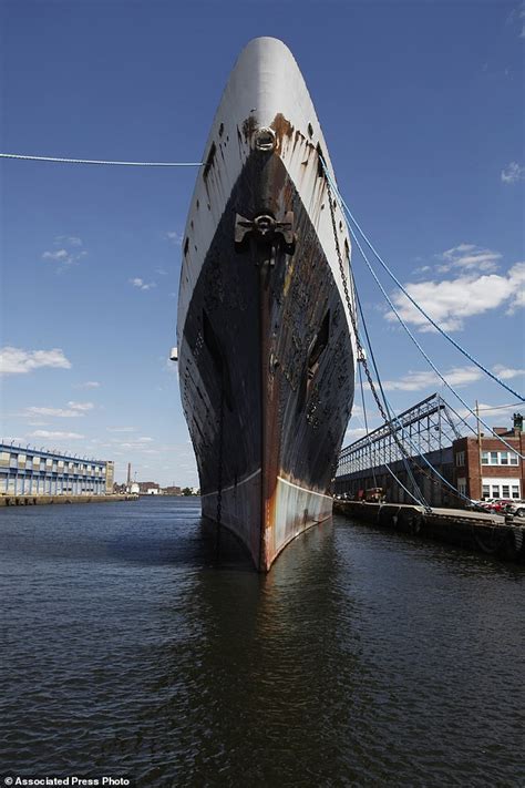 Deal Struck To Save Historic Ocean Liner Ss United States Daily Mail