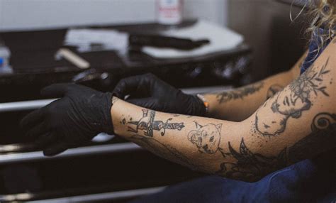 5 Cosas Que Debes Saber Antes De Tatuarte Mitos Dolor Y Cuidados