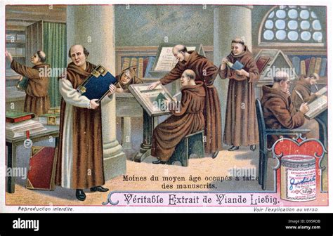 Los Monjes En El Trabajo Sobre Manuscritos En Un Scriptorium Tarjeta