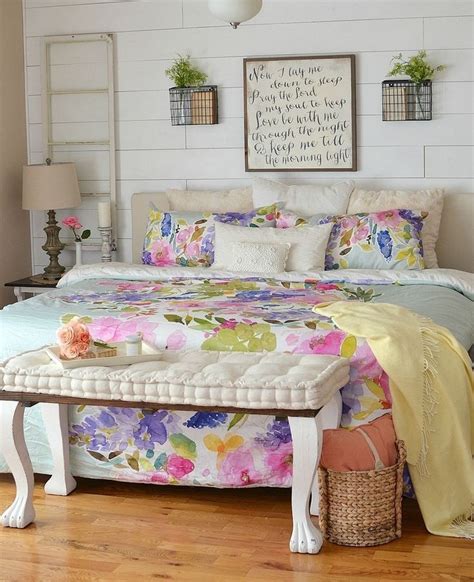 Ultimate Spring Decorating Ideas For The Home09 Farmhouse Style