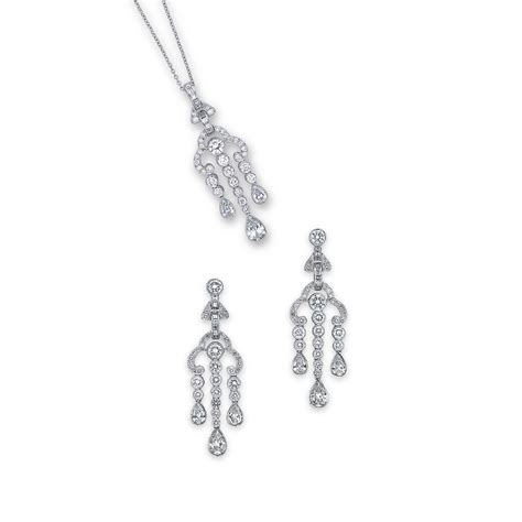 A SUITE OF DIAMOND JEWELLERY, BY TIFFANY & CO. | Christie's