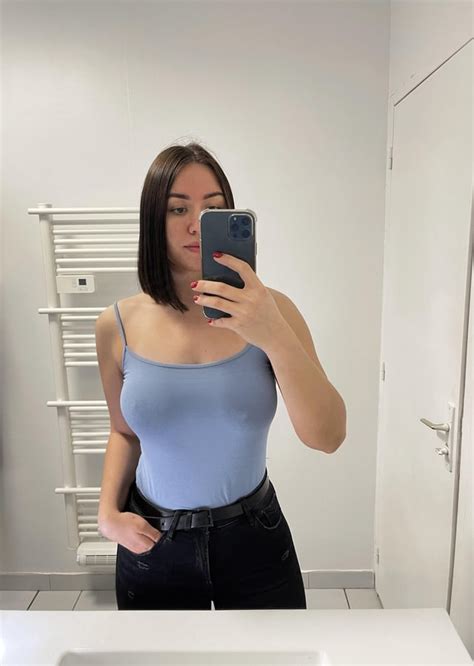 braless selfies are the best selfies don t you agree r braless