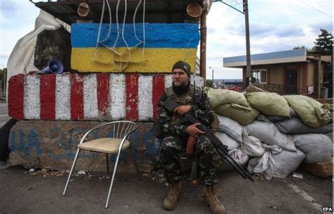 ukraine crisis rebels declare early poll date bbc news