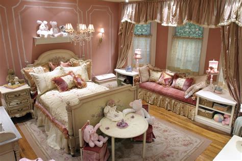 Also visit princess theme bedroom decorating ideas and decor castle murals and castle theme bedroom. Princess and Fairy Tale Canopy Bed Concepts for Little ...