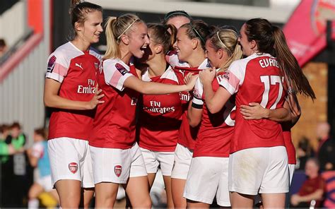 Arsenal Women See Off Reading In Style To Make It Five Wins From Five