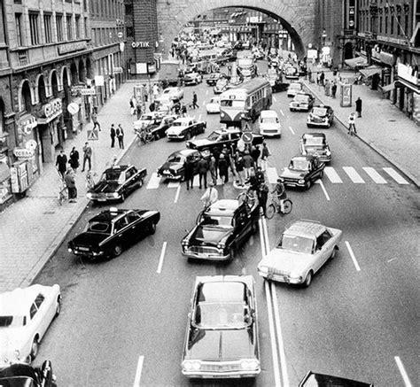 The Day Sweden Switched Which Side Of The Road They Drive On 1967 R