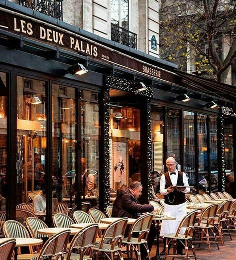 Un Café A Paris Cest Toujours Le Debut Dun Grand Voyage Avec Soi Même