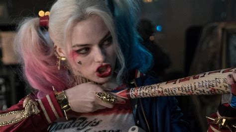 Margot Robbie Harley Quinn Spin Off Is Titled Birds Of Prey And The Fantabulous Emancipation