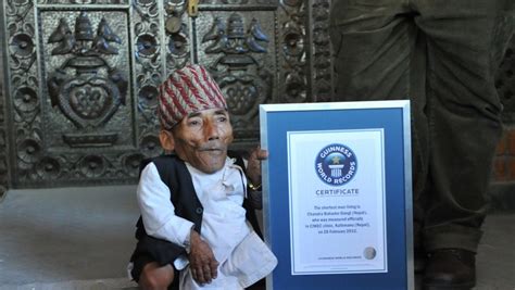 Le Plus Petit Monsieur Du Monde - L'homme le plus petit du monde est décédé, annonce le livre Guinness