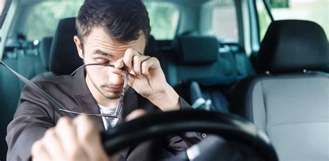 Driving when tired: what you should do and how to avoid it - Ageas
