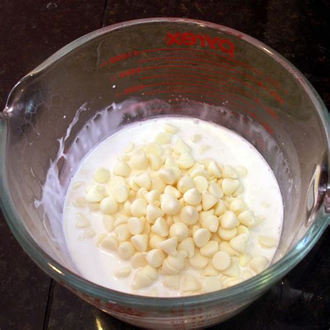 What better time to make up a recipe for something i've never even attempted before than national. Mom, What's For Dinner?: White Chocolate Mousse Cake ...