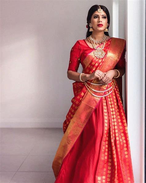 Pin By Sruti Smruti On Reception In 2020 South Indian Bride Saree