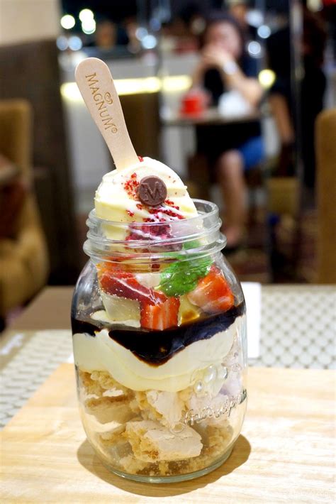 To be more specific, it is actually located in mid valley megamall. Food Review Magnum Cafe, Mid Valley Megamall ~ www ...
