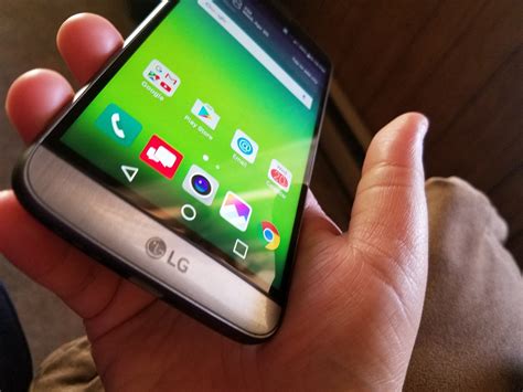Lg G5 Review Fixing What Isnt Broken